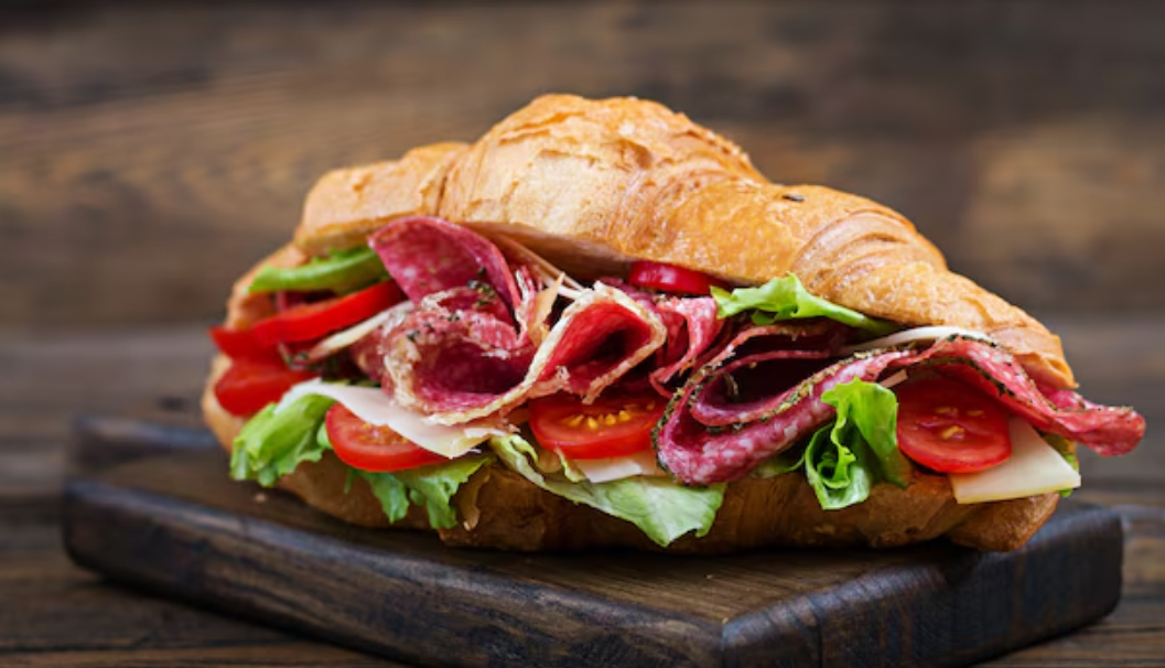 Special Breakfast: Salami Croissant